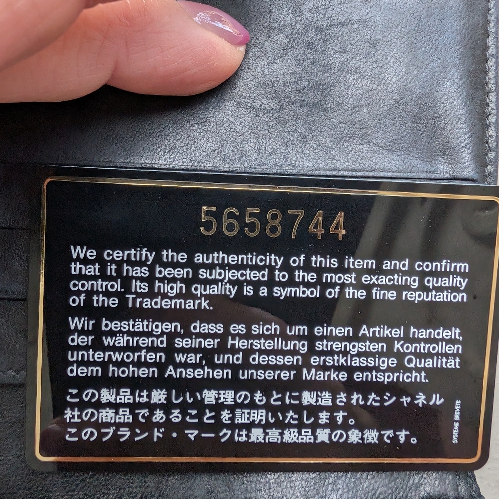 Authentic Chanel Black Leather Wallet With Authentication Card - Picture 5 of 9